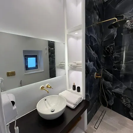 Apartment 15th Cent Katharsis Retreat Naxos Old Town I Naxos City