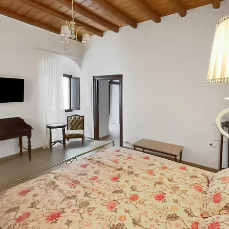 Katharsis Palace 15th Century Art At Naxos Old Town I *